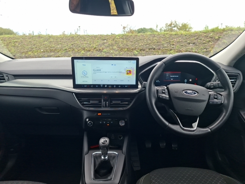 Ford Kuga 1.5 Ecoboost Titanium SJ24JTB Black #3