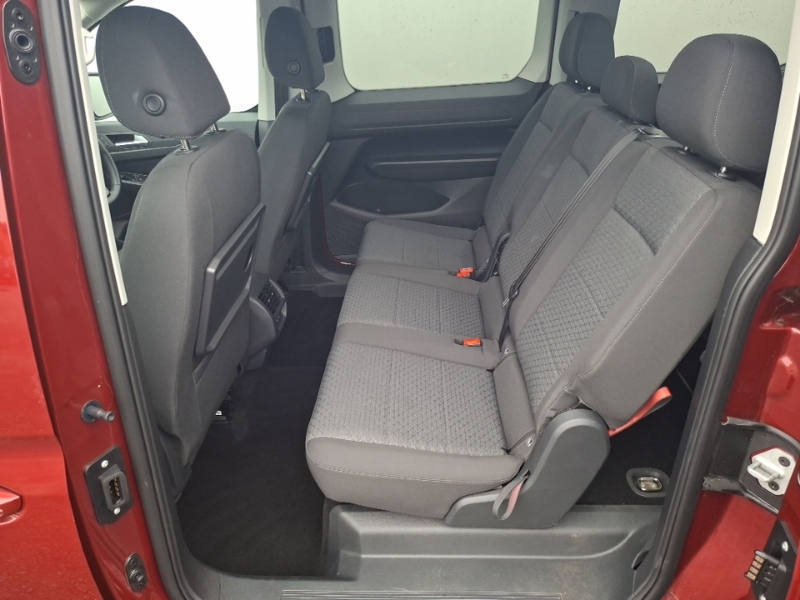 Ford Tourneo Connect 2.0 Ecoblue Titanium 7 Seat Red #6