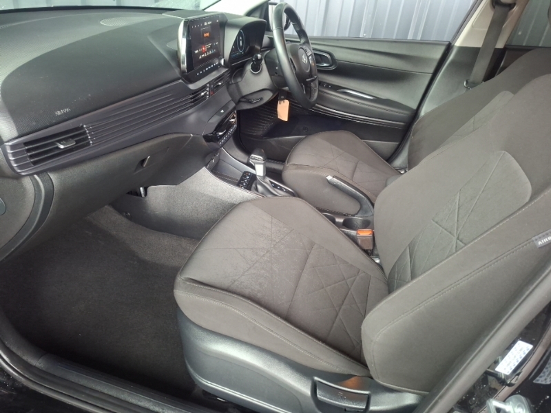 Hyundai Bayon 1.0 Tgdi 48V Mhev Premium Dct Black #5