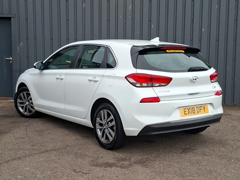 Hyundai I30 1.0T Gdi Se White #2