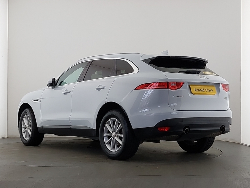 Jaguar F-Pace 2.0 Prestige Awd White #2