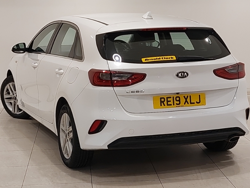 Kia Ceed 1.0T Gdi Isg 2 RE19XLJ White #2
