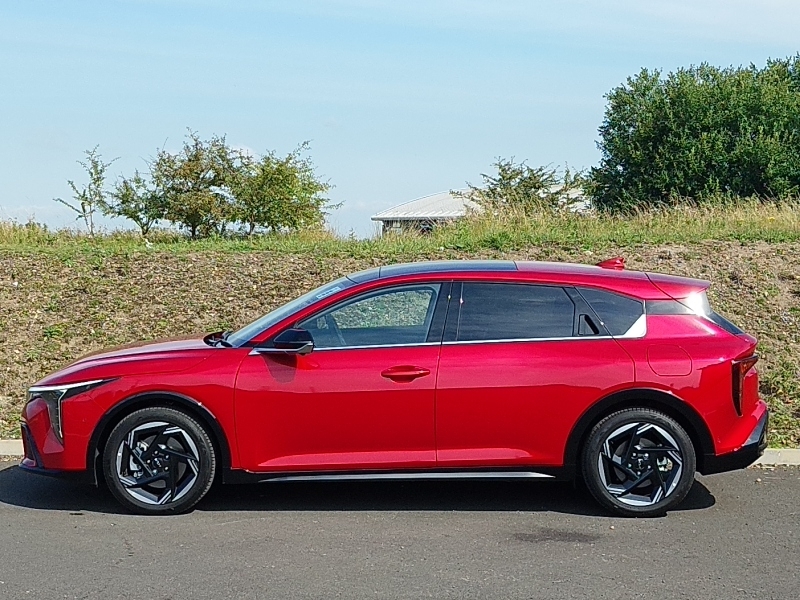 Kia K4 1.0T-gdi 115 48V Gt-line S Dct Red #4