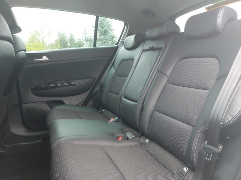 Kia Sportage 1.6 Gdi Isg Edition 25 White #6