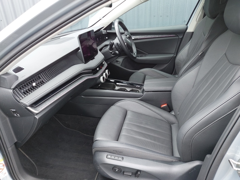 Skoda Superb 1.5 Tsi E-tec Se L Dsg Silver #5