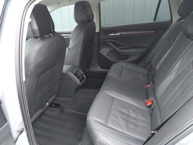 Skoda Superb 1.5 Tsi E-tec Se L Dsg Silver #6