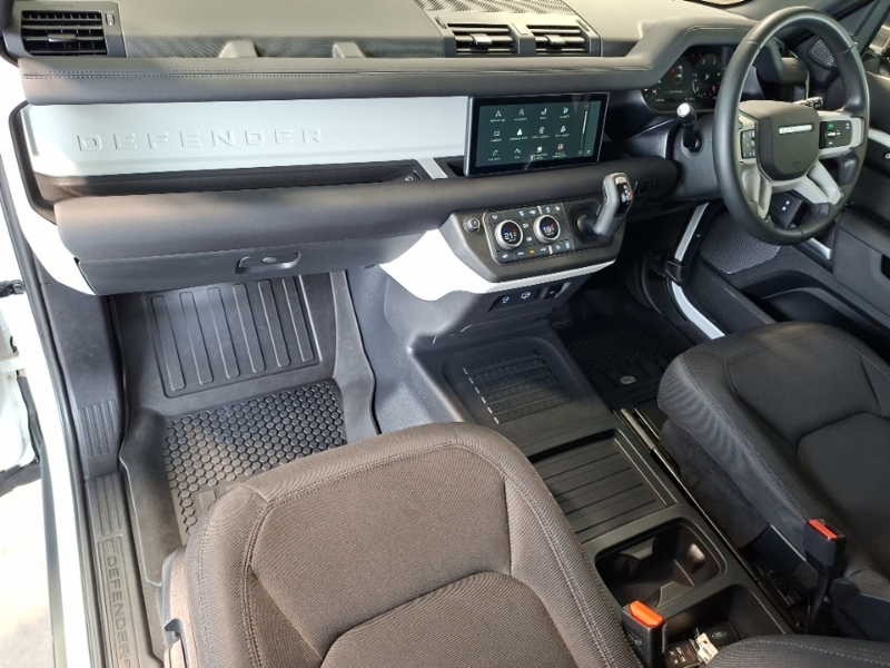 Land Rover Defender 3.0 D250 Hard Top White #3
