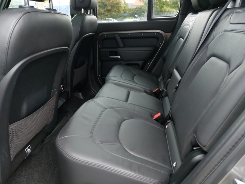 Land Rover Defender 110 3.0 D350 X-dynamic Hse 110 7 Seat Silver #6