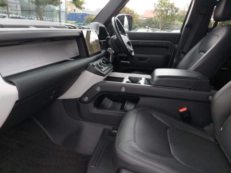 Land Rover Defender 110 3.0 D350 X-dynamic Hse 110 7 Seat Silver #5