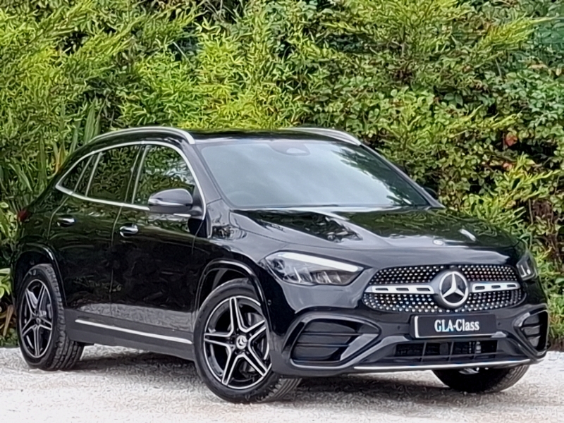 Mercedes-Benz GLA Class Gla 200 Amg Line Executive Black
