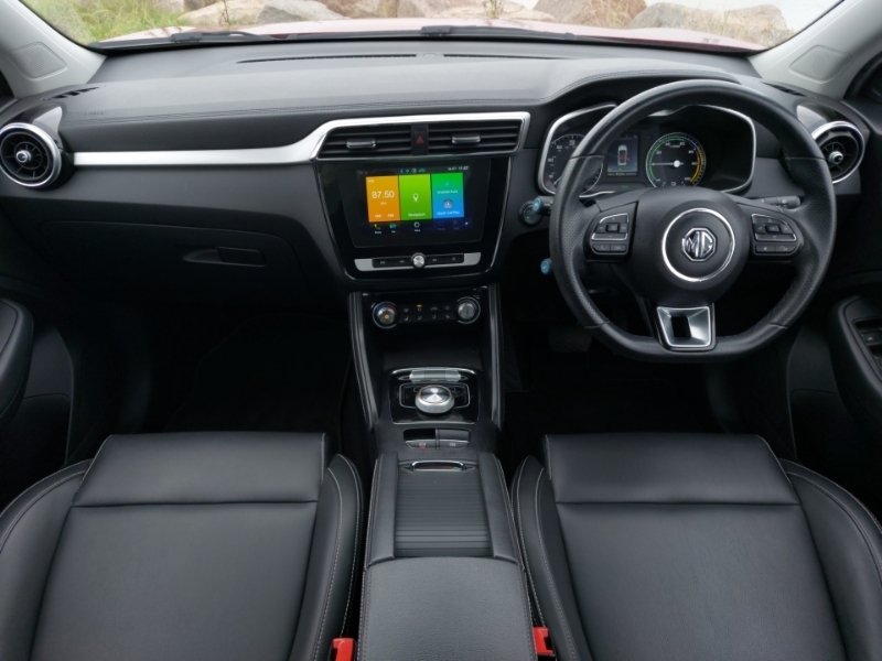 MG ZS 105Kw Exclusive Ev 45Kwh Red #3