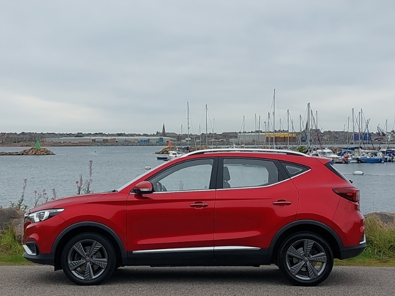 MG ZS 105Kw Exclusive Ev 45Kwh Red #4