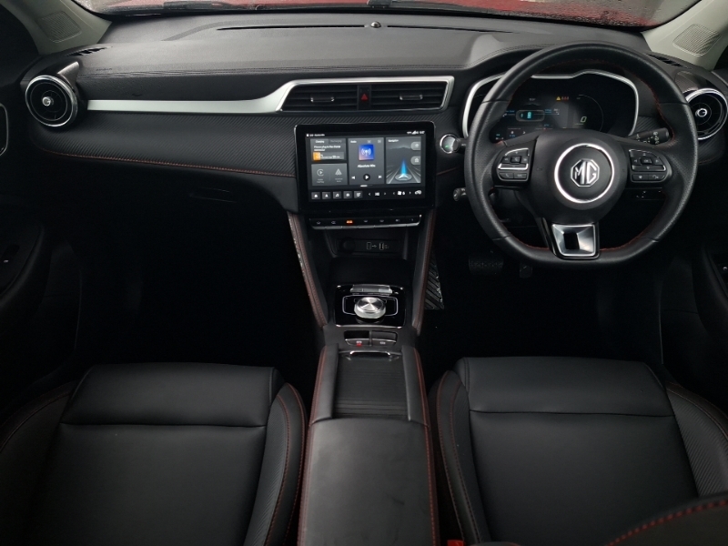 MG ZS 130Kw Trophy Connect Ev 51Kwh Red #3