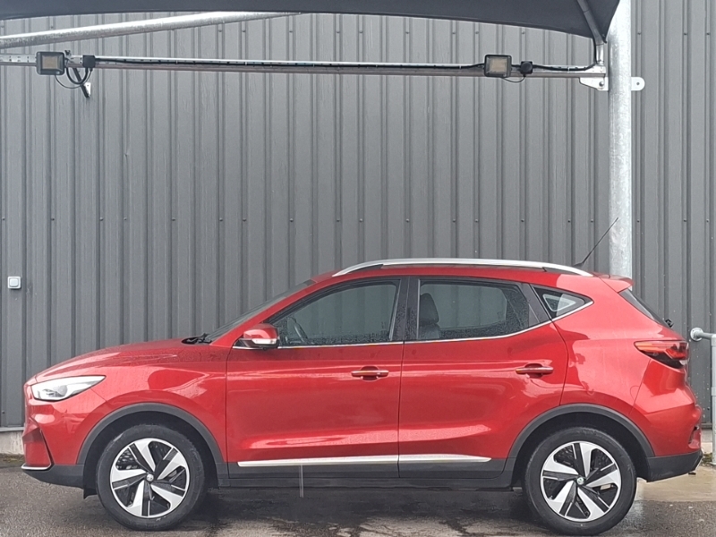 MG ZS 130Kw Trophy Connect Ev 51Kwh Red #4