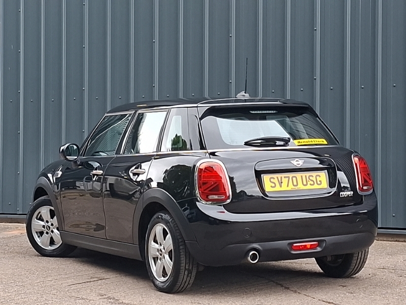 Mini Hatch 1.5 Cooper Classic II SV70USG Black #2