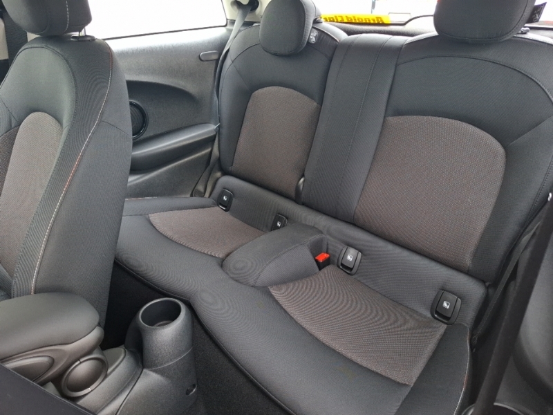Mini Hatch 1.5 Cooper Classic Premium Silver #6