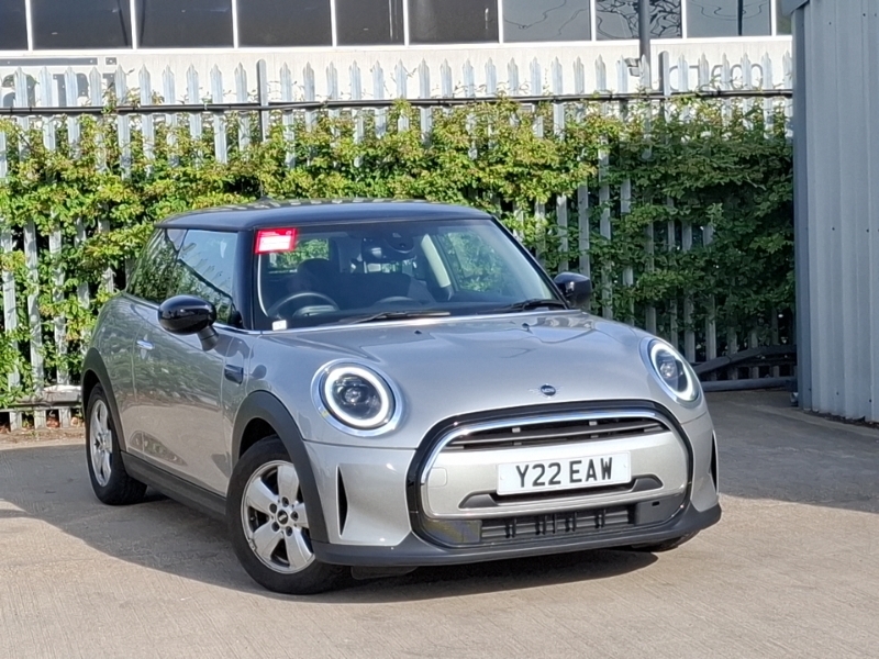 Mini Hatch 1.5 Cooper Classic Premium Silver