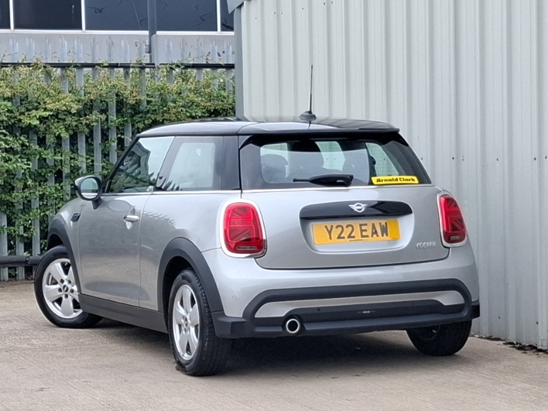 Mini Hatch 1.5 Cooper Classic Premium Silver #2