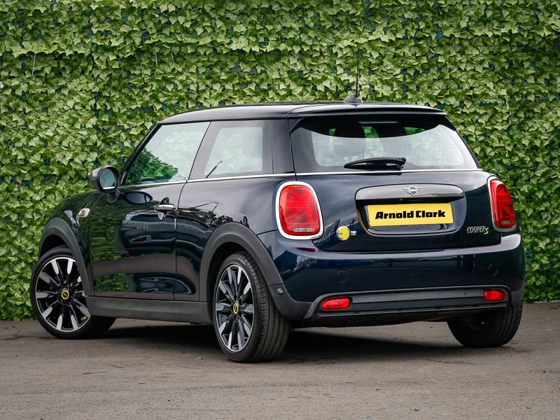 Mini Hatch 135Kw Cooper S Level 3 33Kwh Black #2