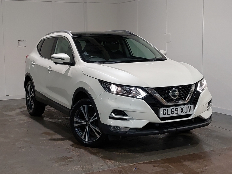 Nissan Qashqai 1.3 Dig-t N-connecta White