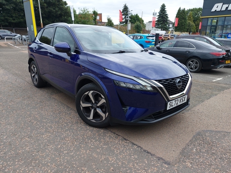 Nissan Qashqai 1.3 Dig-t Mh N-connecta Blue