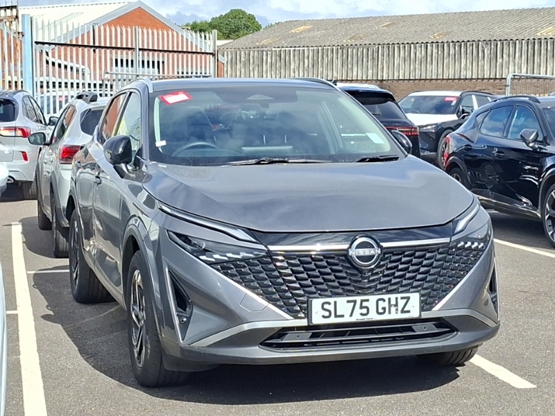 Nissan Qashqai 1.3 Dig-t Mh 158 N-connecta Glass Rf Xtronic Grey