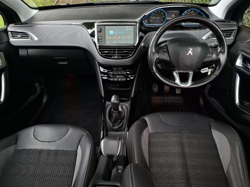 Peugeot 2008 1.2 Puretech Active 2018 Black #3