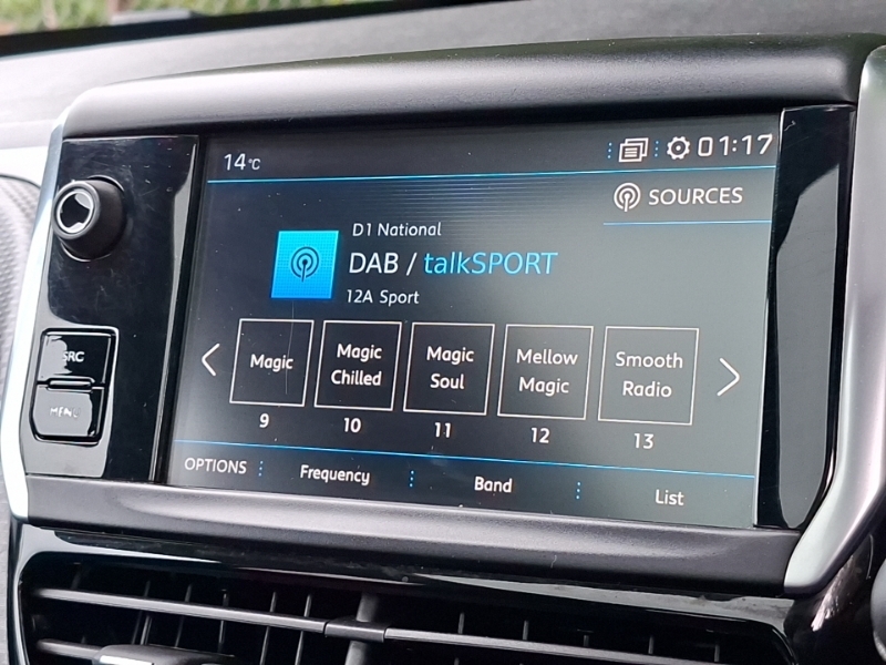 Peugeot 2008 1.2 Puretech Active 2018 Black #11