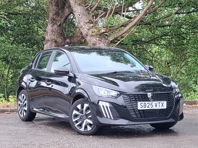 Peugeot 208 1.2 Puretech 100 Style Black