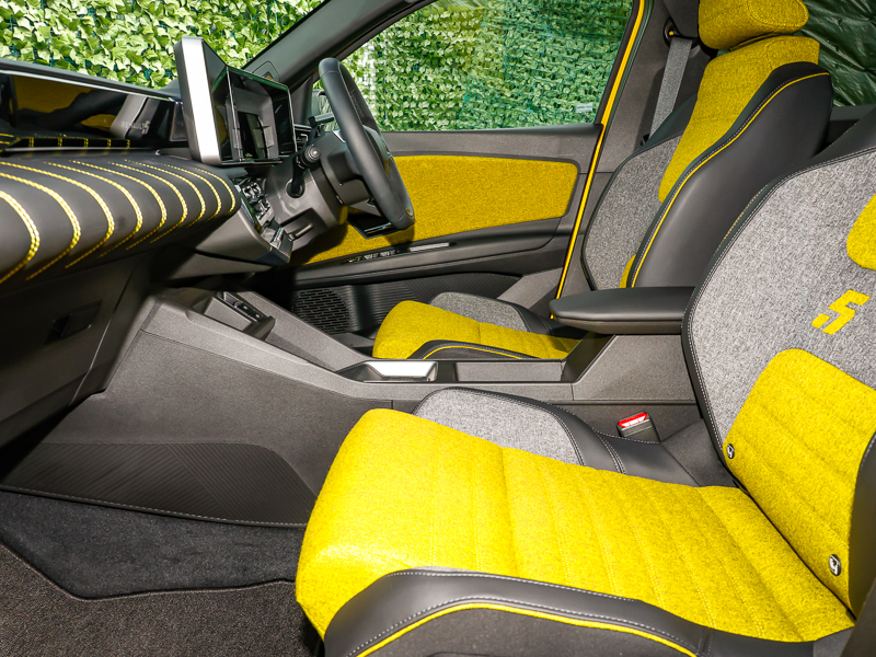 Renault 5 E-Tech 110Kw Iconic Five Comfort Range 52Kwh Black #3