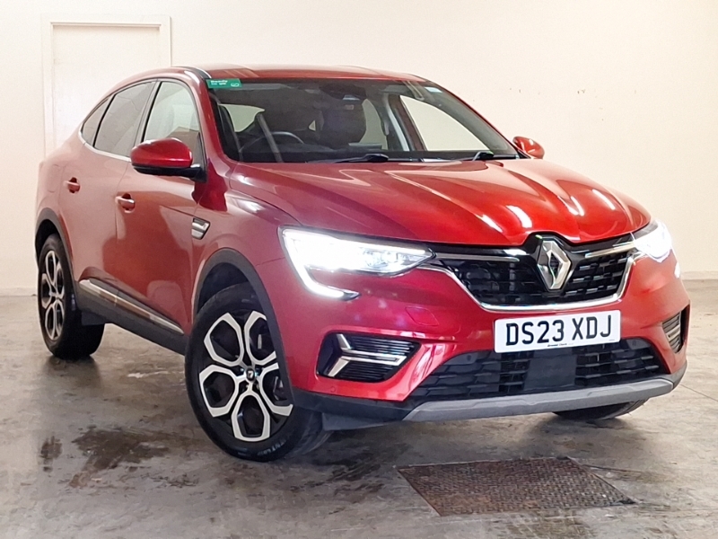 Renault Arkana 1.6 E-tech Full Hybrid 145 Techno Red
