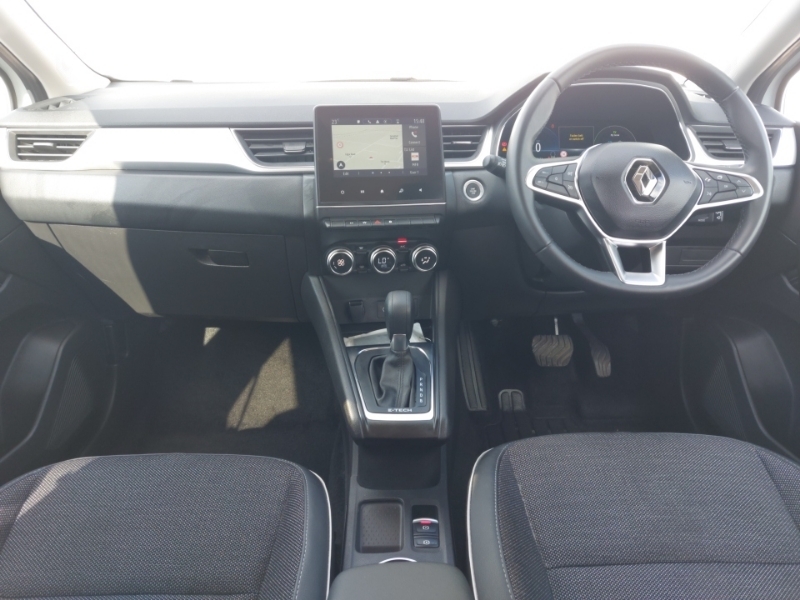 Renault Captur 1.6 E-tech Plug-in Hybrid 160 Techno CL23PHA White #3