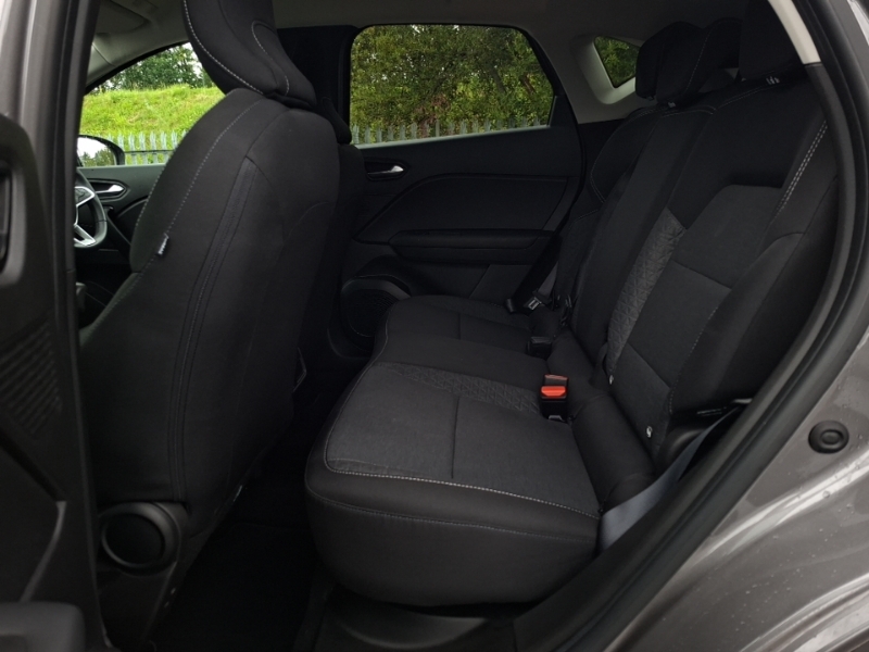 Renault Captur 1.6 E-tech Full Hybrid 145 Evolution EO23XJK Grey #6