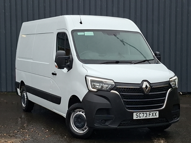 Renault Master Mm35 Blue Dci 135 Start Medium Roof Van White
