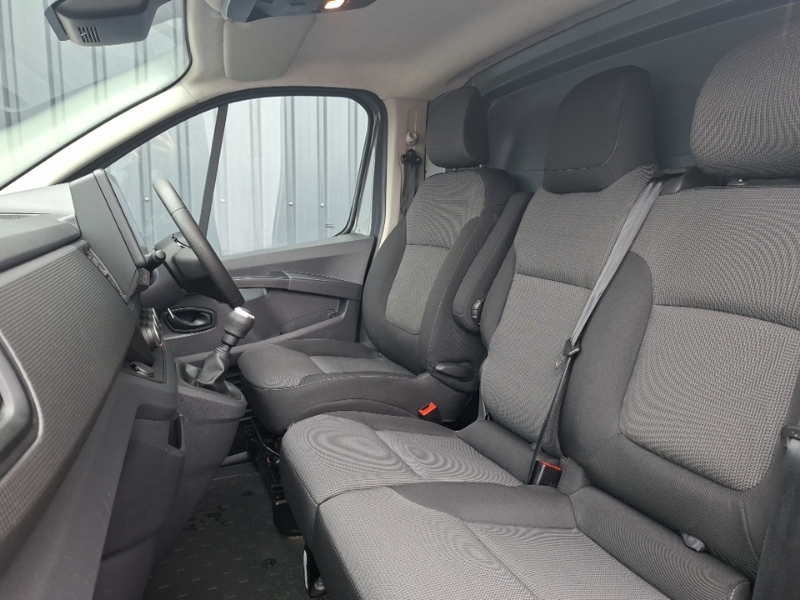 Renault Trafic Sl30 Blue Dci 130 Advance Van SH24PLZ Grey #5