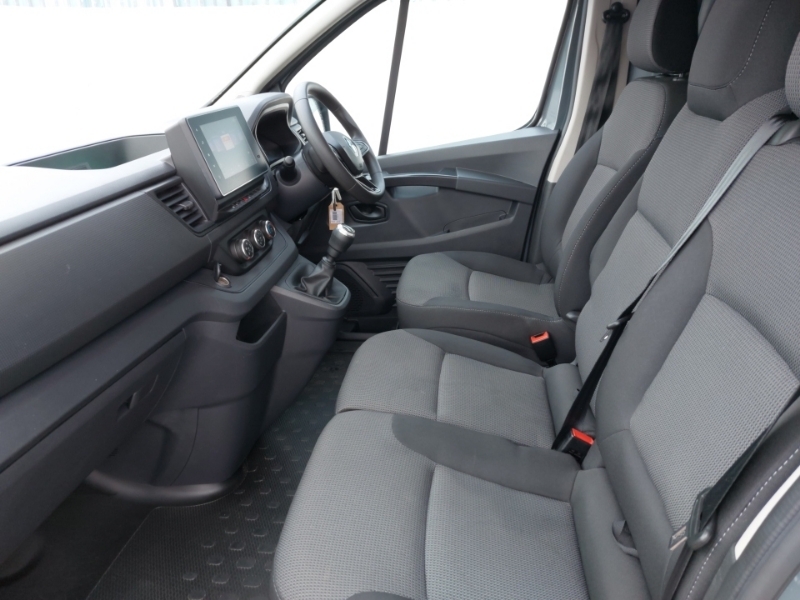 Renault Trafic Sl30 Blue Dci 130 Advance Van SH24PKV Grey #5