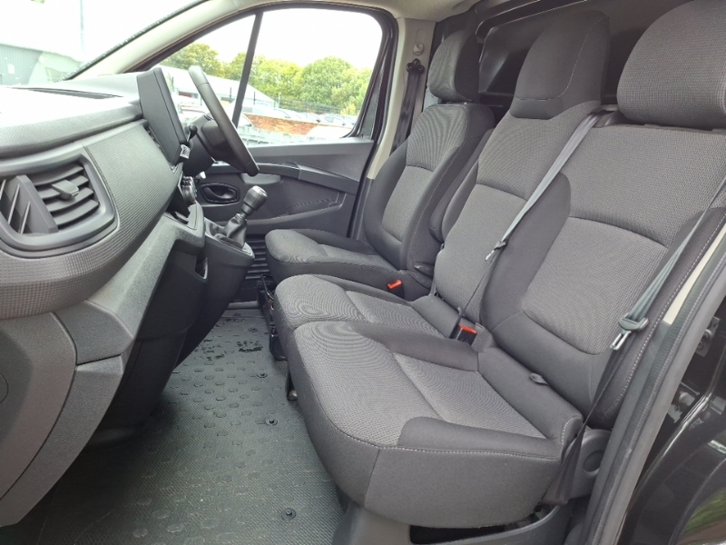 Renault Trafic Sl30 Blue Dci 130 Advance Van SH24LGG Black #5