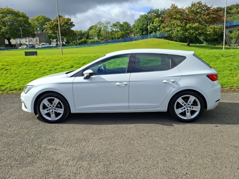 Seat Leon 1.5 Tsi Evo Fr Ez FG69JVR White #4