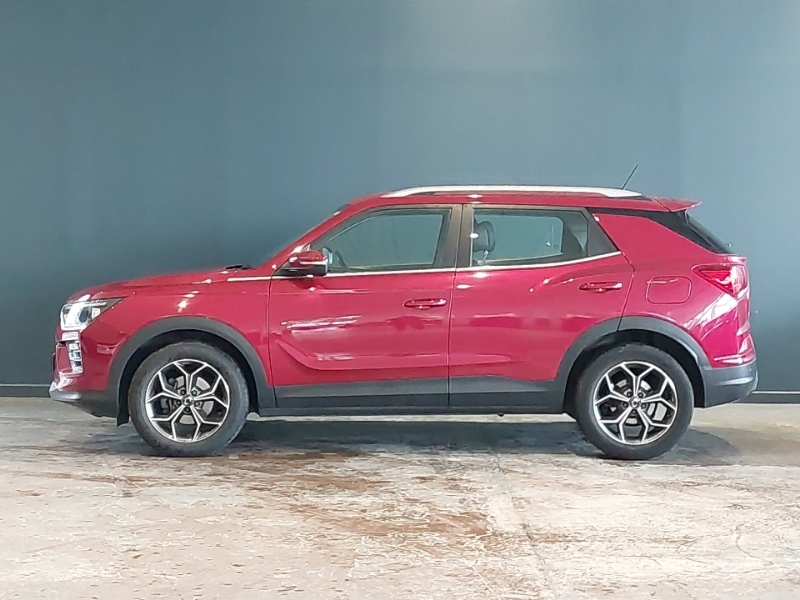 SsangYong Korando 1.5 Ventura Red #4