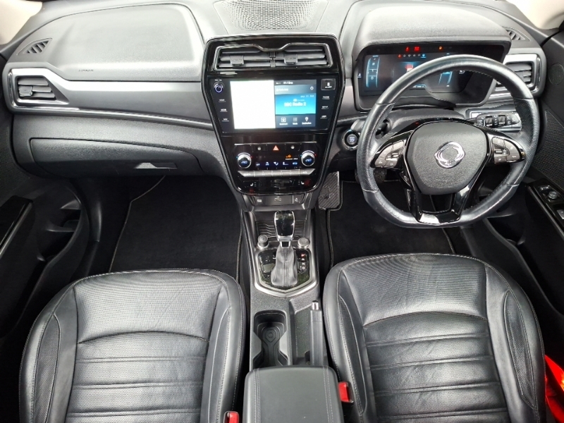 SsangYong Tivoli Hatchback Blue #3