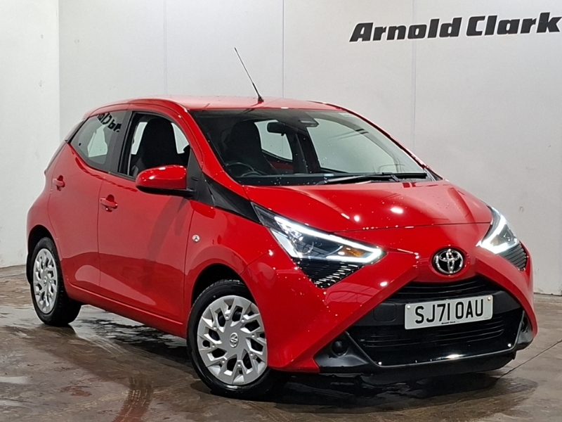 Toyota Aygo 1.0 Vvt-i X-play Tss Red