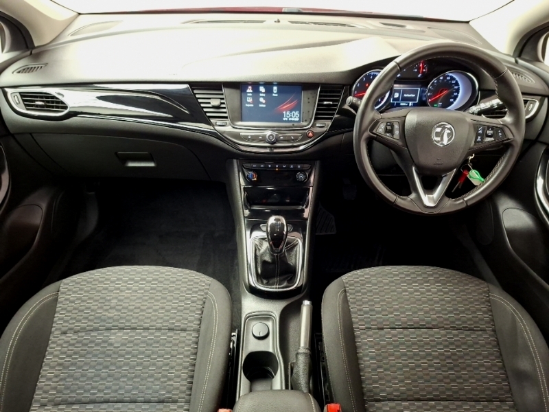 Vauxhall Astra 1.4I 16V Sri DL18NHA Red #3