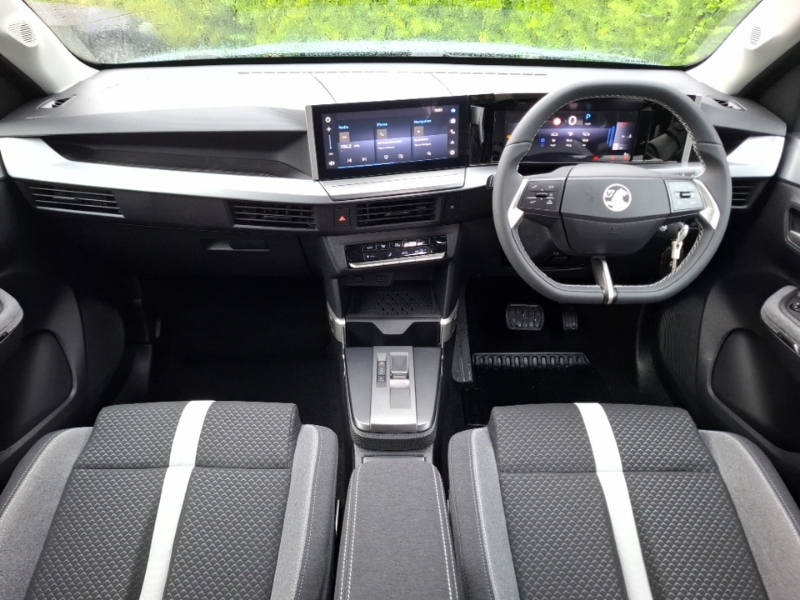 Vauxhall Frontera 1.2 Hybrid 145 Gs E-dct6 Green #3