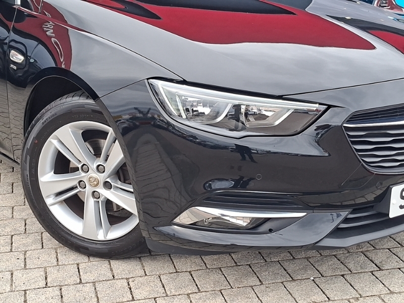 Vauxhall Insignia 1.6 Tech Line Nav White #20