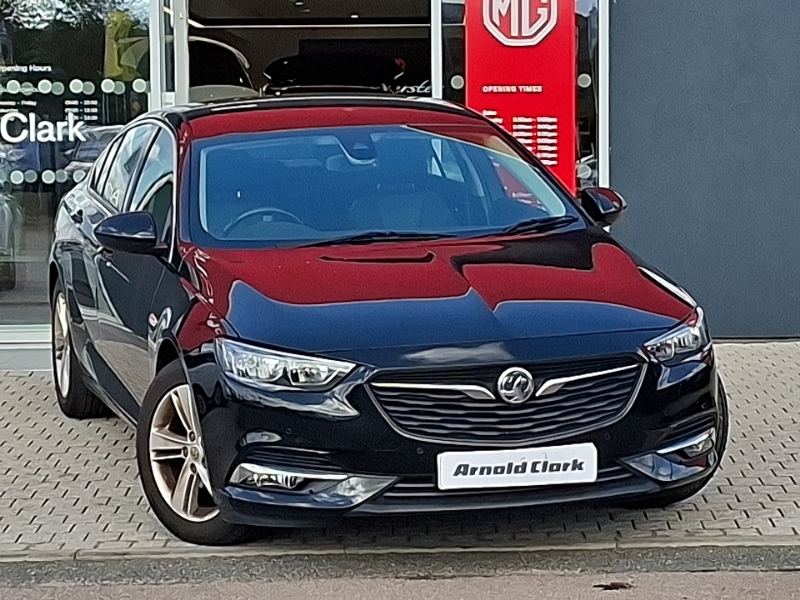 Vauxhall Insignia 1.6 Tech Line Nav White #1
