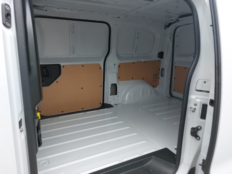 Vauxhall Vivaro Mpv White #6