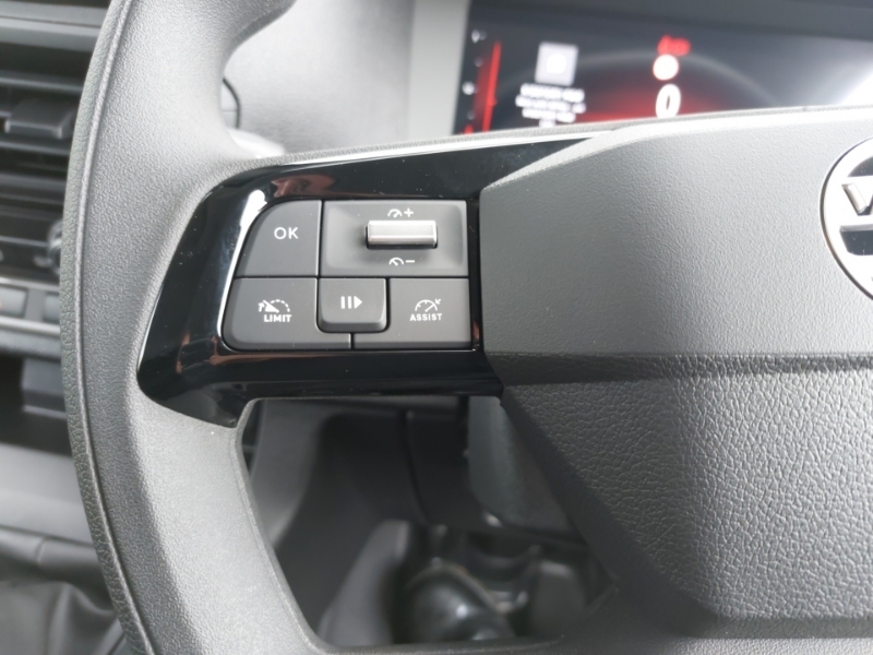 Vauxhall Vivaro Mpv White #12