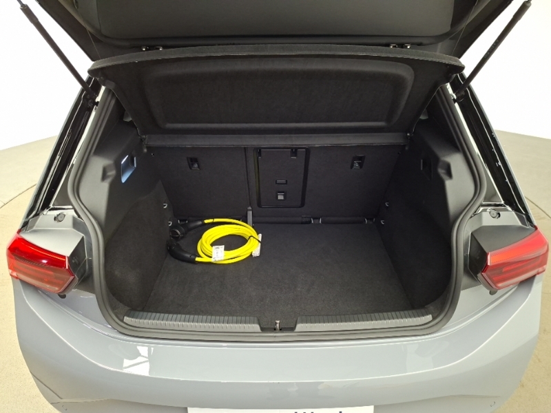 Volkswagen ID.3 Essential Grey #18