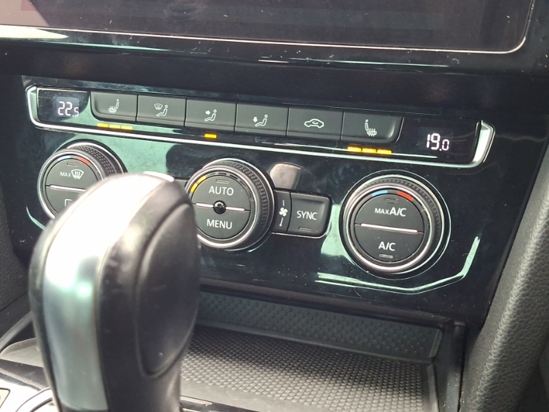 Volkswagen Passat Silver #15