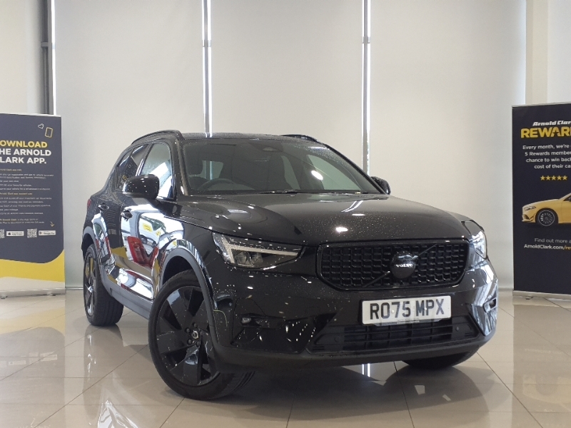 Volvo XC40 2.0 B4p Plus Black Edition Black